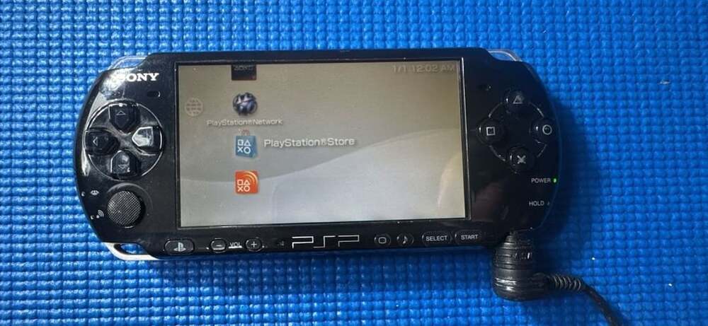 Sony PlayStation Portable PSP-3000 Handheld System Console Piano Black